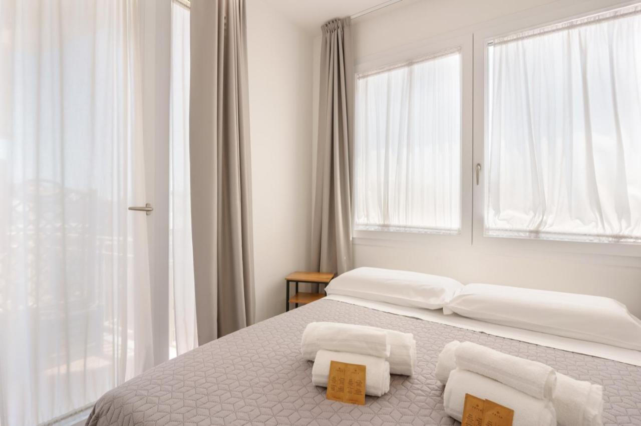 Lumiere Rooms - Eja Sardinia 卡利亚里 外观 照片