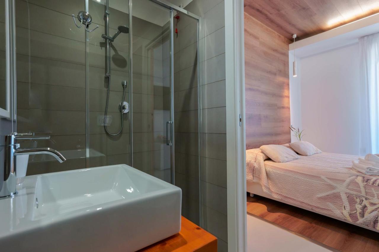 Lumiere Rooms - Eja Sardinia 卡利亚里 外观 照片